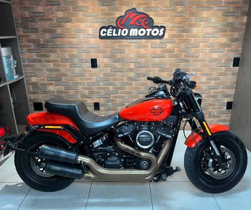 HARLEY-DAVIDSON SOFTAIL FAT BOB 107 